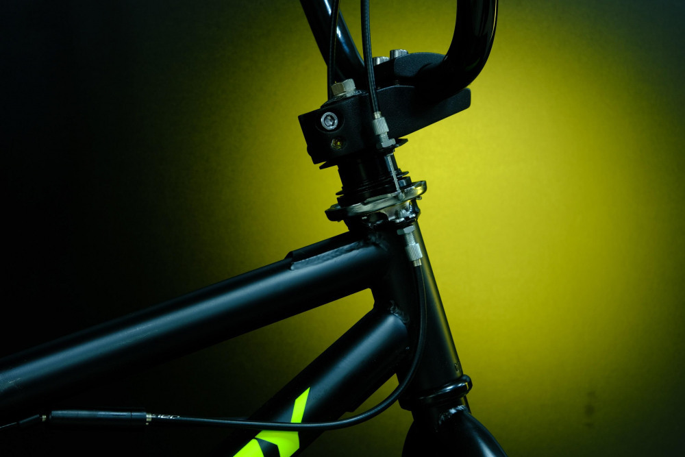 SAFEWAY BMX 20 Чёрный/Жёлтый с пегами